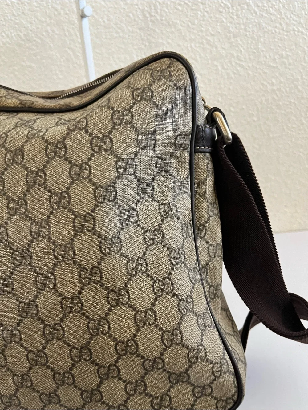 Gucci GG Messenger unisex bag